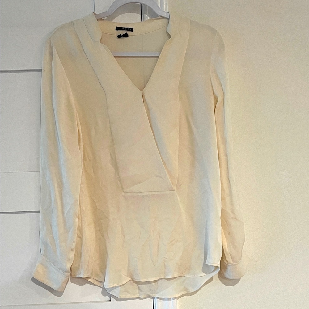 Theory Cream V-Neck 100% Silk Long Sleeve Blouse Size Small EUC